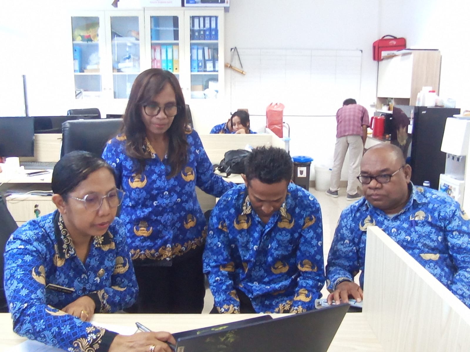 Pengembangan Sistem Informasi dan Visualisasi Data Portal Sasando